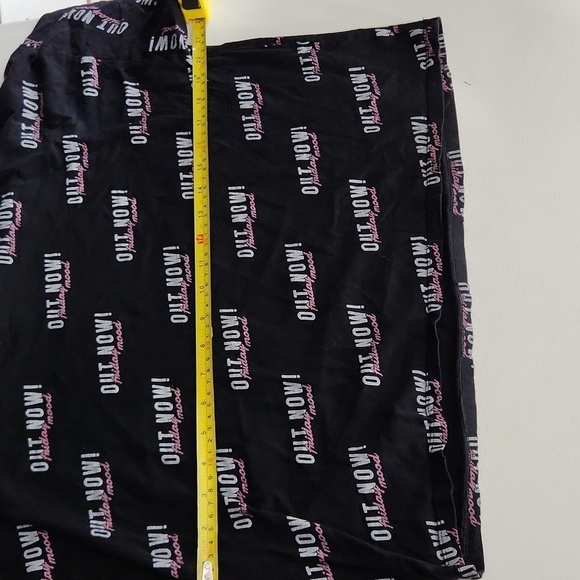 Pull & Bear Crop Top Out Now Friday Mood size M Euro Black - Picture 7 of 9